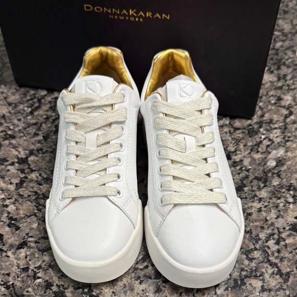 Donna Karan Donna - Lace Up White and Gold Sneakers NWT 5.5 - Picture 7 of 12